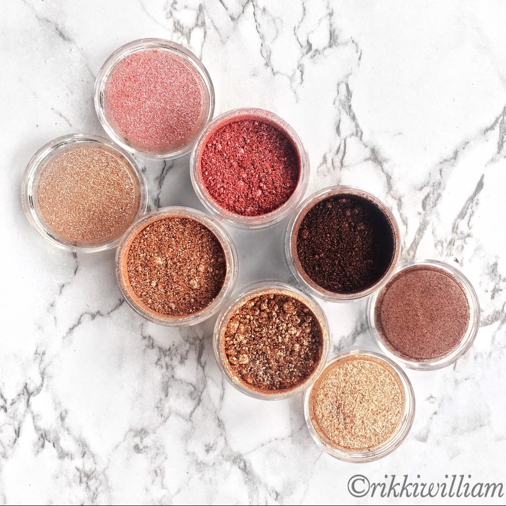 MAC Tenderly Warm Crushed Metallic Pigments Set - Picture 5 of 6